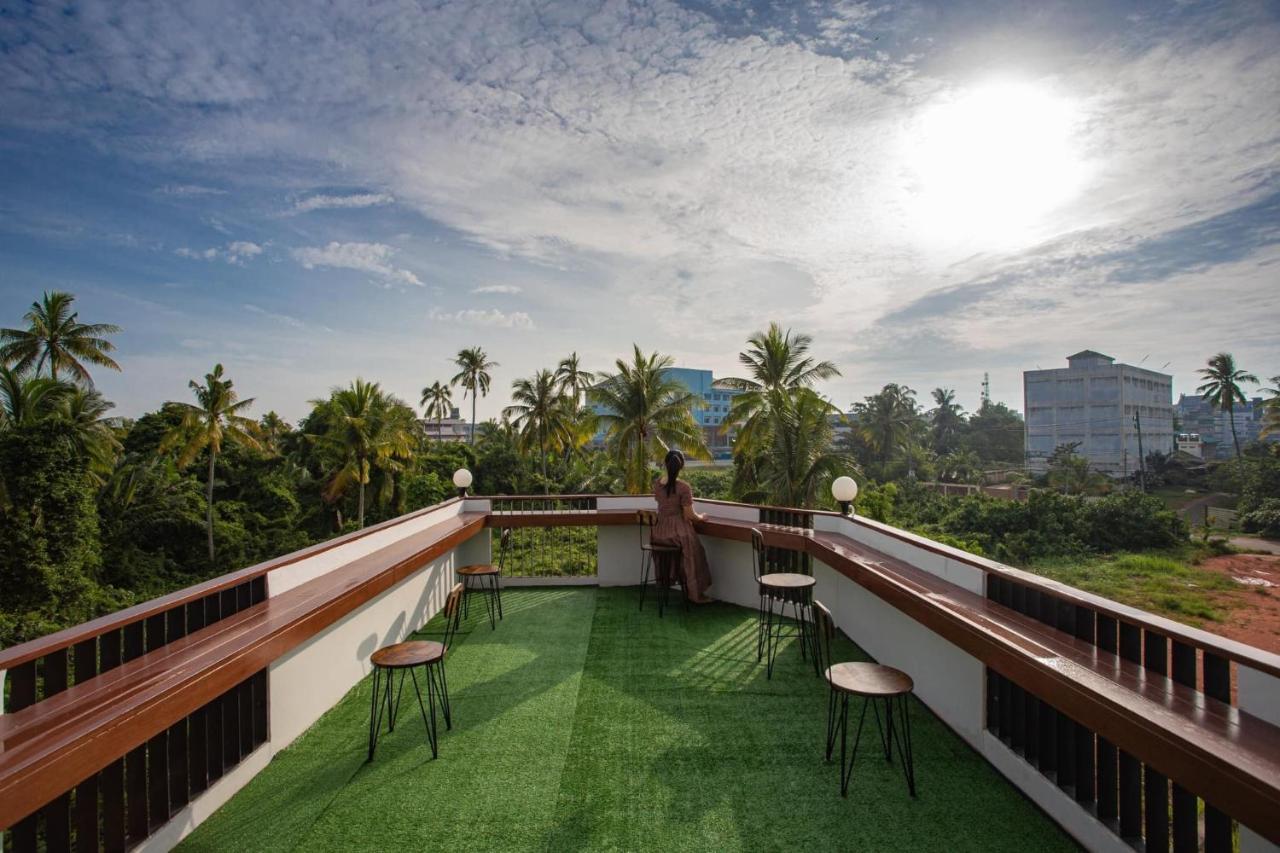 Sleepbox Hostel Suratthani Surat Thani Dış mekan fotoğraf