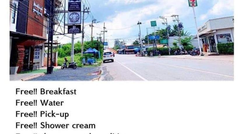 Sleepbox Hostel Suratthani Surat Thani Dış mekan fotoğraf