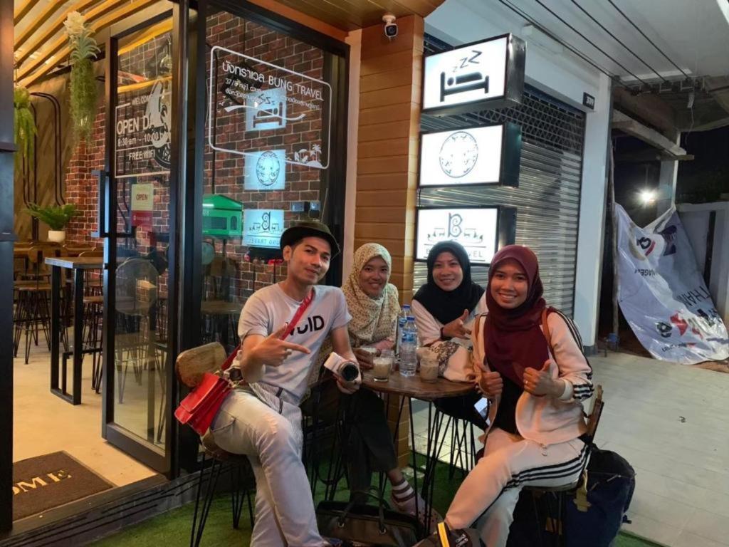 Sleepbox Hostel Suratthani Surat Thani Dış mekan fotoğraf