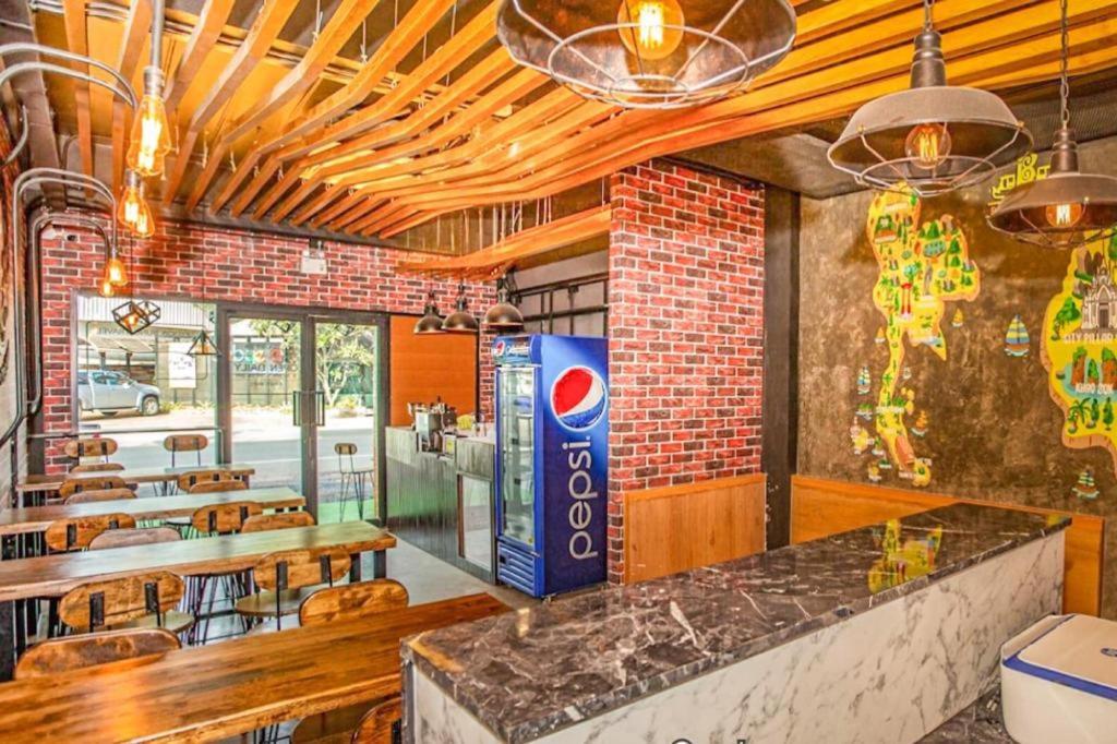 Sleepbox Hostel Suratthani Surat Thani Dış mekan fotoğraf